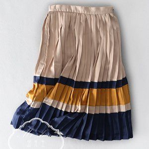 Stylish Contrast Panel Pleated Skirt